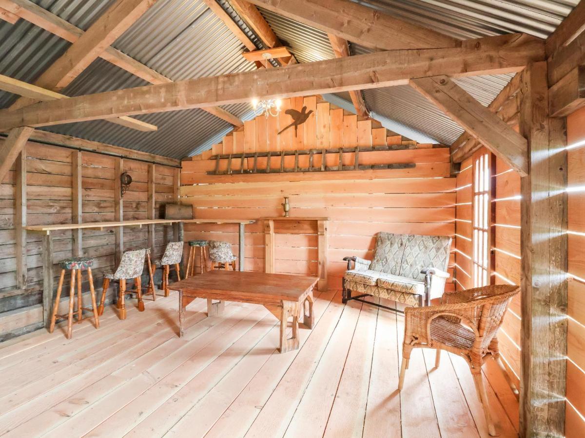 Y Caban Villa Llangollen Eksteriør bilde